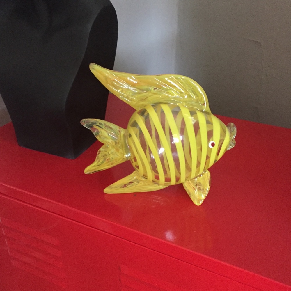 Glass 🐠 fish - Picture 2 of 4